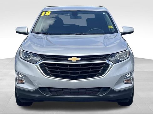 Used 2018 Chevrolet Equinox LT FWD image 9