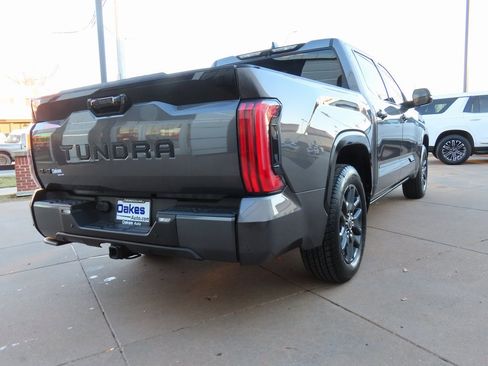 Used 2023 Toyota Tundra Platinum image 8