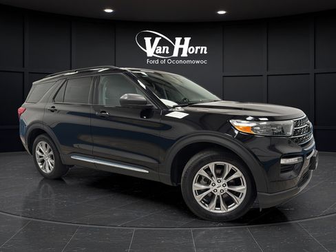 Used 2023 Ford Explorer XLT w/ Equipment Group 202A AWD/4WD image 1