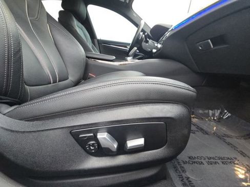 Used 2019 BMW 530i RWD image 15