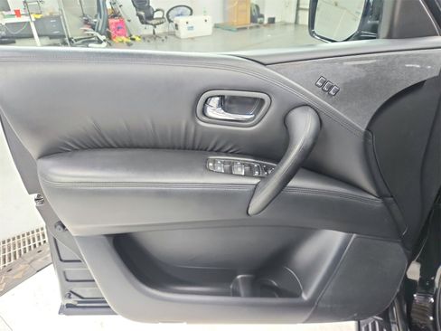 Used 2023 Nissan Armada SL w/ Midnight Edition Package image 35