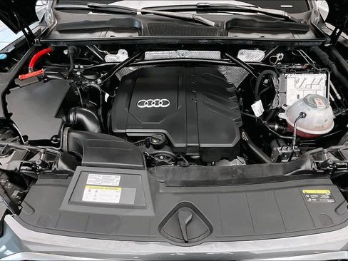 Certified 2023 Audi Q5 2.0T Premium w/ Convenience Package image 29