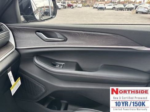 New 2025 Jeep Grand Cherokee L Limited w/ Trailer Tow Package image 25