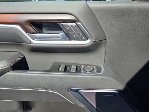 New 2026 GMC Sierra 3500 Denali w/ Denali Reserve Package AWD/4WD image 9