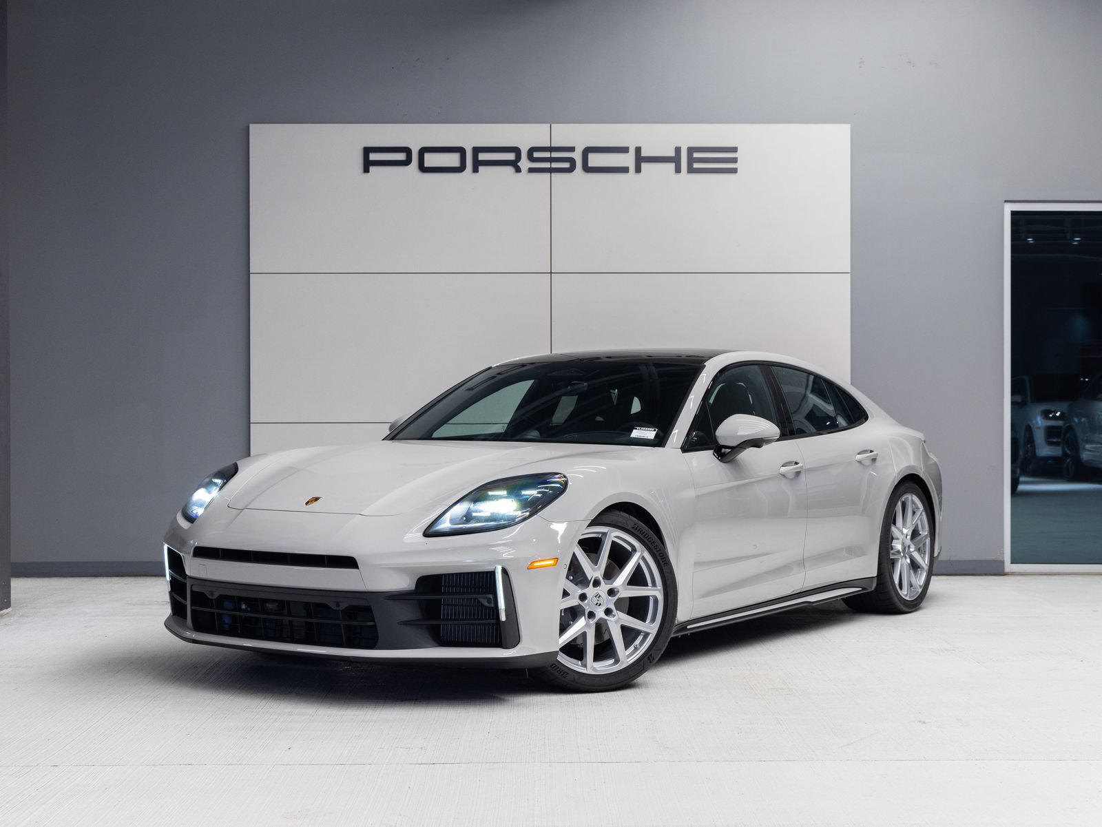 New 2026 Porsche Panamera 4 AWD/4WD image 1