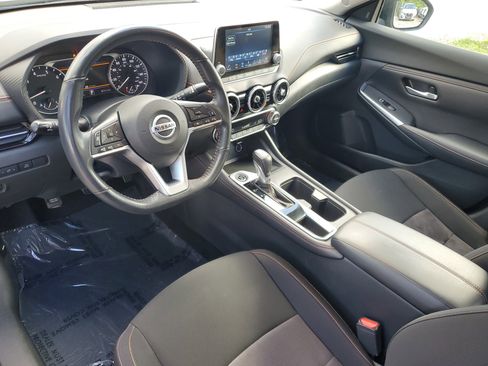 Certified 2022 Nissan Sentra SR image 7