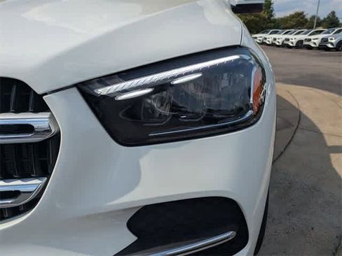 Used 2025 Mercedes-Benz GLE 350 4MATIC image 10