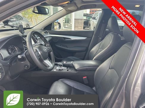 Used 2019 INFINITI QX50 Essential w/ Premium Heat Package AWD/4WD image 9