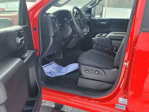 New 2025 Chevrolet Silverado 2500 Custom w/ Custom Value Package image 18