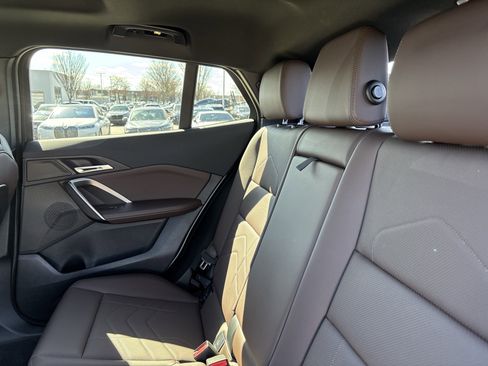 Certified 2025 BMW X2 xDrive28i image 32