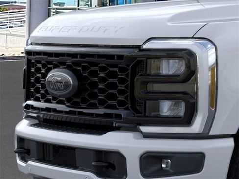 New 2026 Ford F250 Lariat image 17