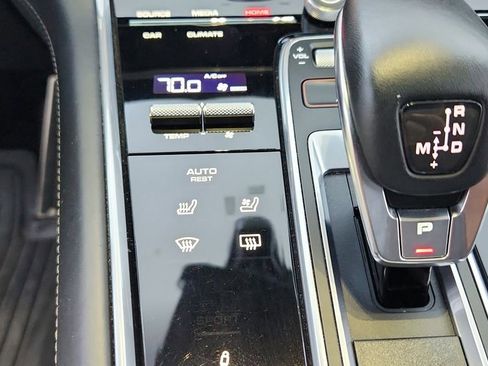 Used 2019 Porsche Panamera Turbo image 32
