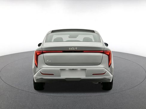 Used 2026 Kia K4 FWD image 8