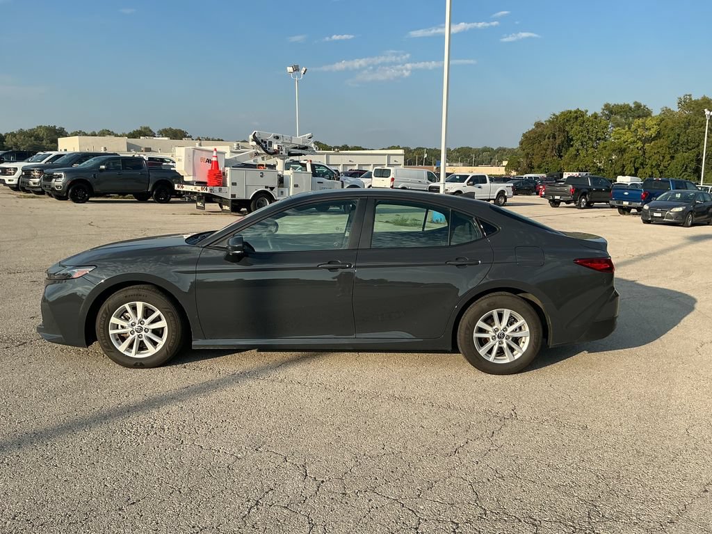 Used 2026 Toyota Camry LE FWD image 2