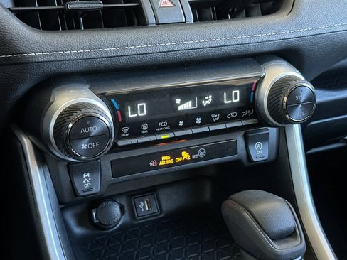 Used 2024 Toyota RAV4 XLE image 18