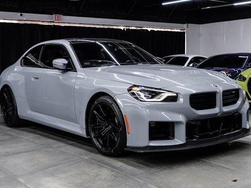 Used 2023 BMW M2 w/ Lighting Package image 9