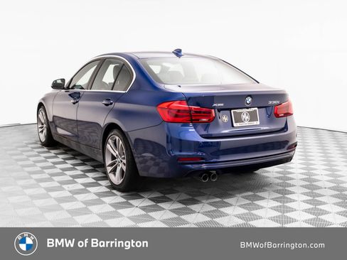 Used 2018 BMW 330i xDrive Sedan w/ Premium Package image 3