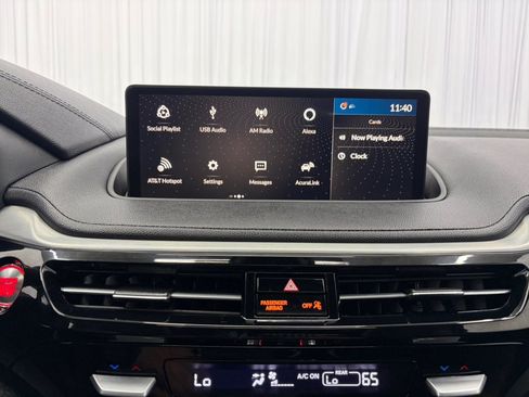 Used 2023 Acura MDX SH-AWD image 32