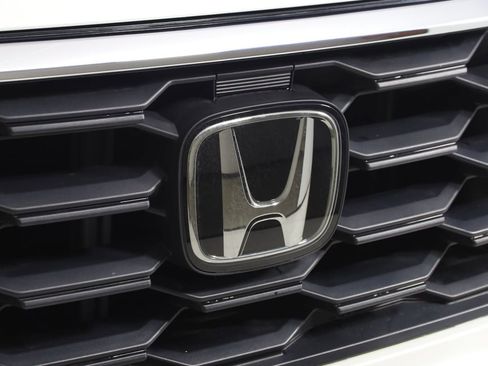 Used 2025 Honda Pilot EX-L image 15