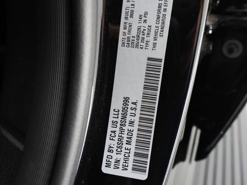 Used 2025 RAM 1500 Limited AWD/4WD image 77