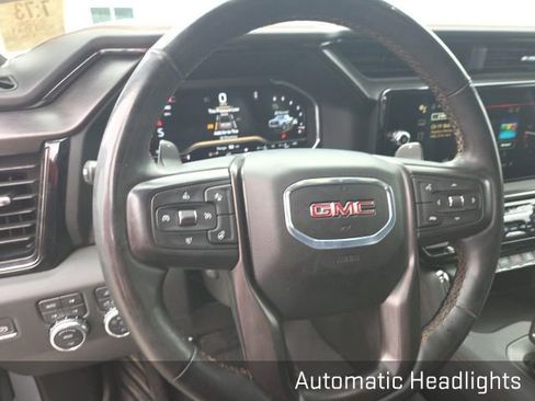 Used 2024 GMC Sierra 1500 AT4 w/ AT4 Premium Package AWD/4WD image 11
