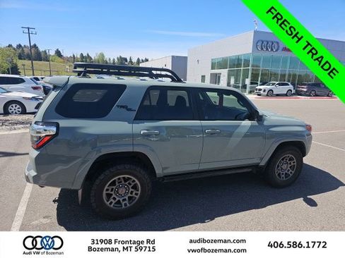 Used 2022 Toyota 4Runner TRD Off-Road AWD/4WD image 4