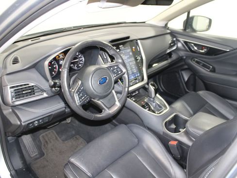 Used 2023 Subaru Outback Limited image 21