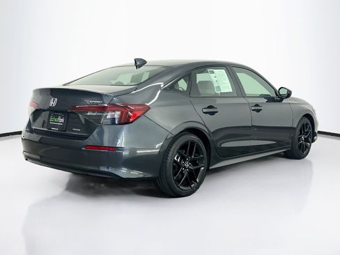Used 2025 Honda Civic Sport image 9