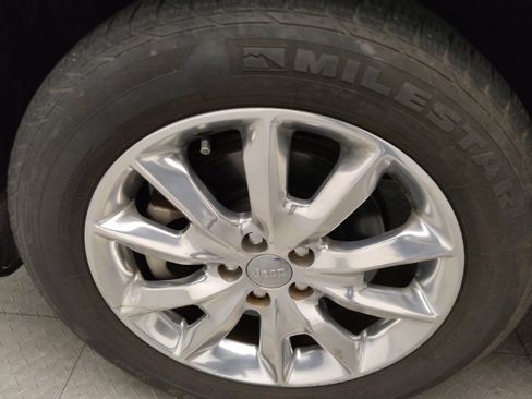 Used 2016 Jeep Cherokee Limited w/ Trailer Tow Group image 31