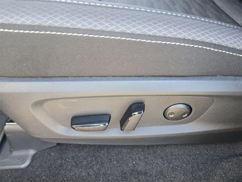 New 2026 Nissan Pathfinder SV w/ Cargo Package FWD image 19