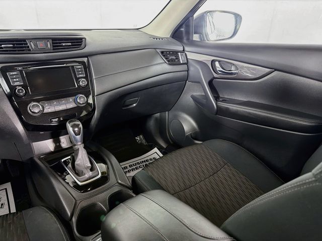 Used 2019 Nissan Rogue SV AWD/4WD image 22