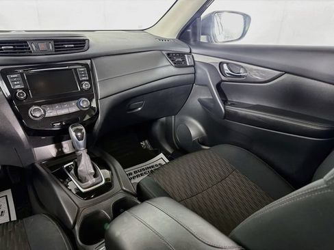 Used 2019 Nissan Rogue SV AWD/4WD image 22