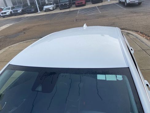 Used 2024 Chevrolet Malibu LT image 27