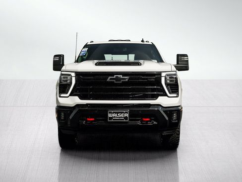 New 2026 Chevrolet Silverado 3500 LT w/ Trail Boss Package AWD/4WD image 2