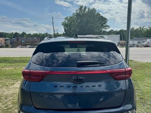 Used 2021 Kia Sportage S w/ S FWD Premium Package image 8