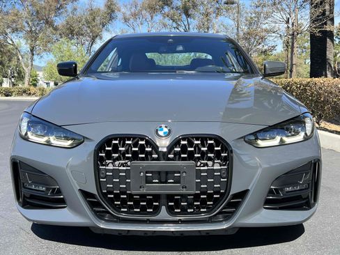 Used 2022 BMW 430i Coupe w/ M Sport Package RWD image 38