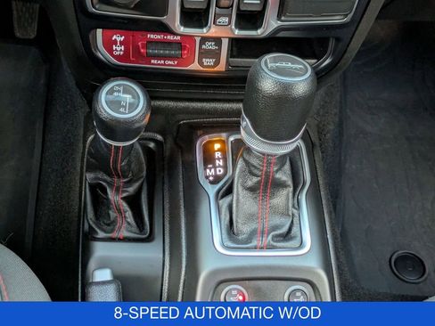 Used 2023 Jeep Gladiator Rubicon image 30