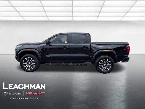 Used 2024 GMC Canyon AT4 AWD/4WD image 7