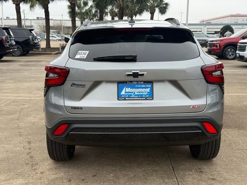 New 2026 Chevrolet Trax RS w/ Sunroof Package image 13