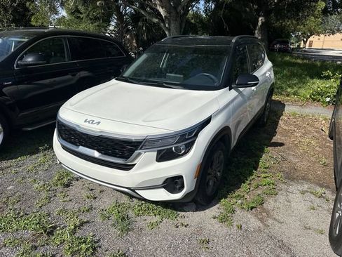 Used 2023 Kia Seltos S FWD image 3