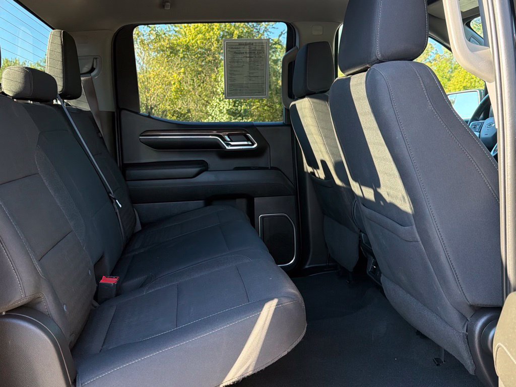 Used 2024 Chevrolet Silverado 1500 RST w/ Z71 Off-Road Package AWD/4WD image 26