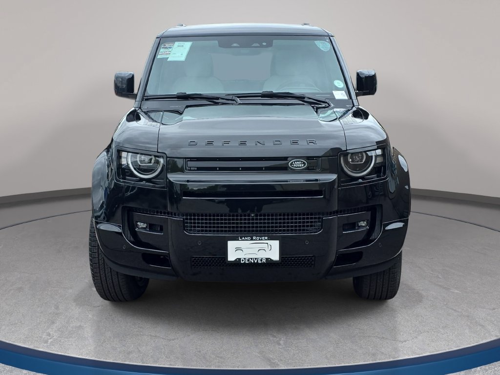 New 2026 Land Rover Defender 110 X-Dynamic SE AWD/4WD image 2