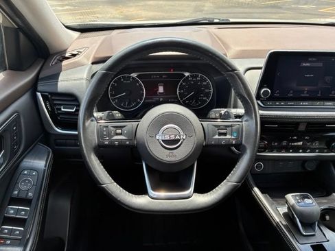 Used 2022 Nissan Rogue SL FWD image 14