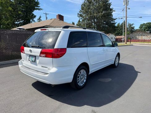 Used 2008 Toyota Sienna LE AWD/4WD image 4
