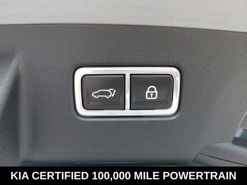 Certified 2022 Kia Sorento EX w/ Panoramic Sunroof Package FWD image 28
