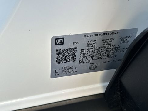 Used 2024 Chevrolet Trax RS w/ Driver Confidence Package image 35