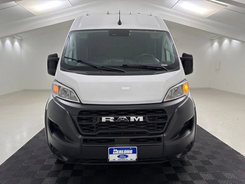 Used 2023 RAM ProMaster 2500 FWD image 2