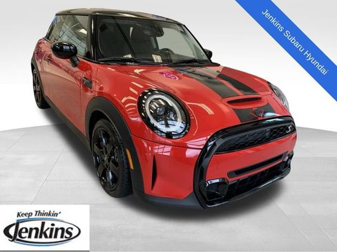 Used 2023 MINI Cooper S FWD image 1