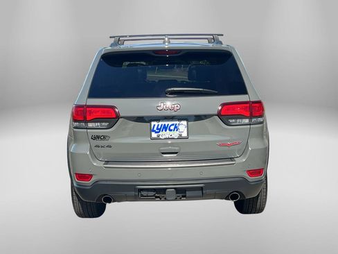 Used 2020 Jeep Grand Cherokee Trailhawk w/ Trailhawk Luxury Group AWD/4WD image 3