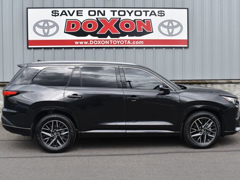 Used 2026 Lexus TX 350 AWD w/ Technology Package image 8